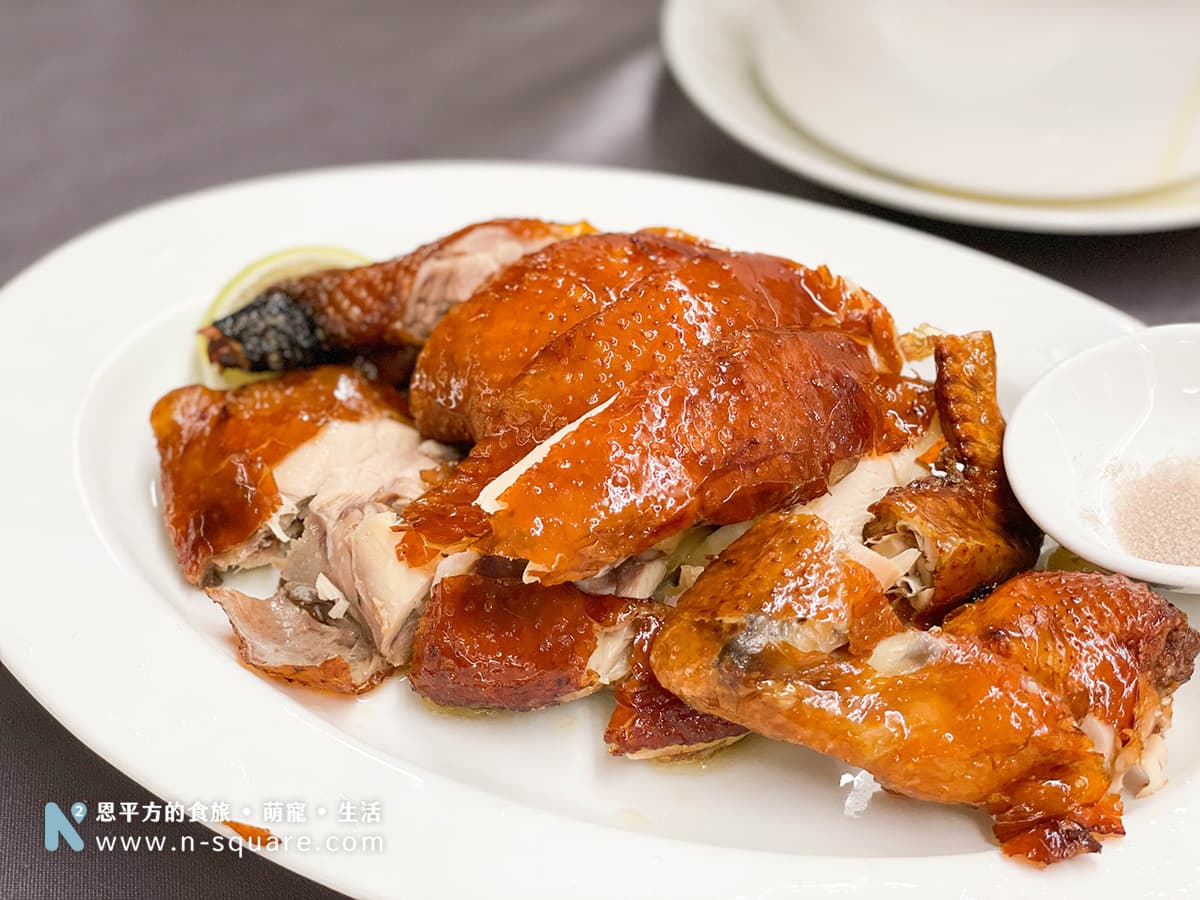 脆皮雞可是粵菜餐廳最基本要有的菜色